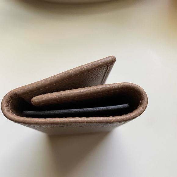 Gucci Key Holder - Picture 16 of 16